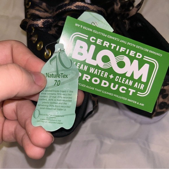 DC Women's Manual Hi Skate Shoe With Leopard Accents NWT - Picture 7 of 11